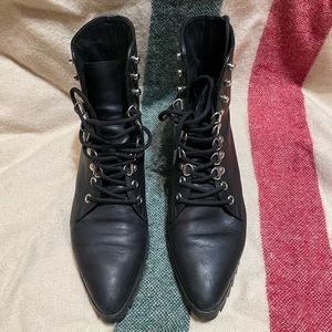 BH&BR lace up boots